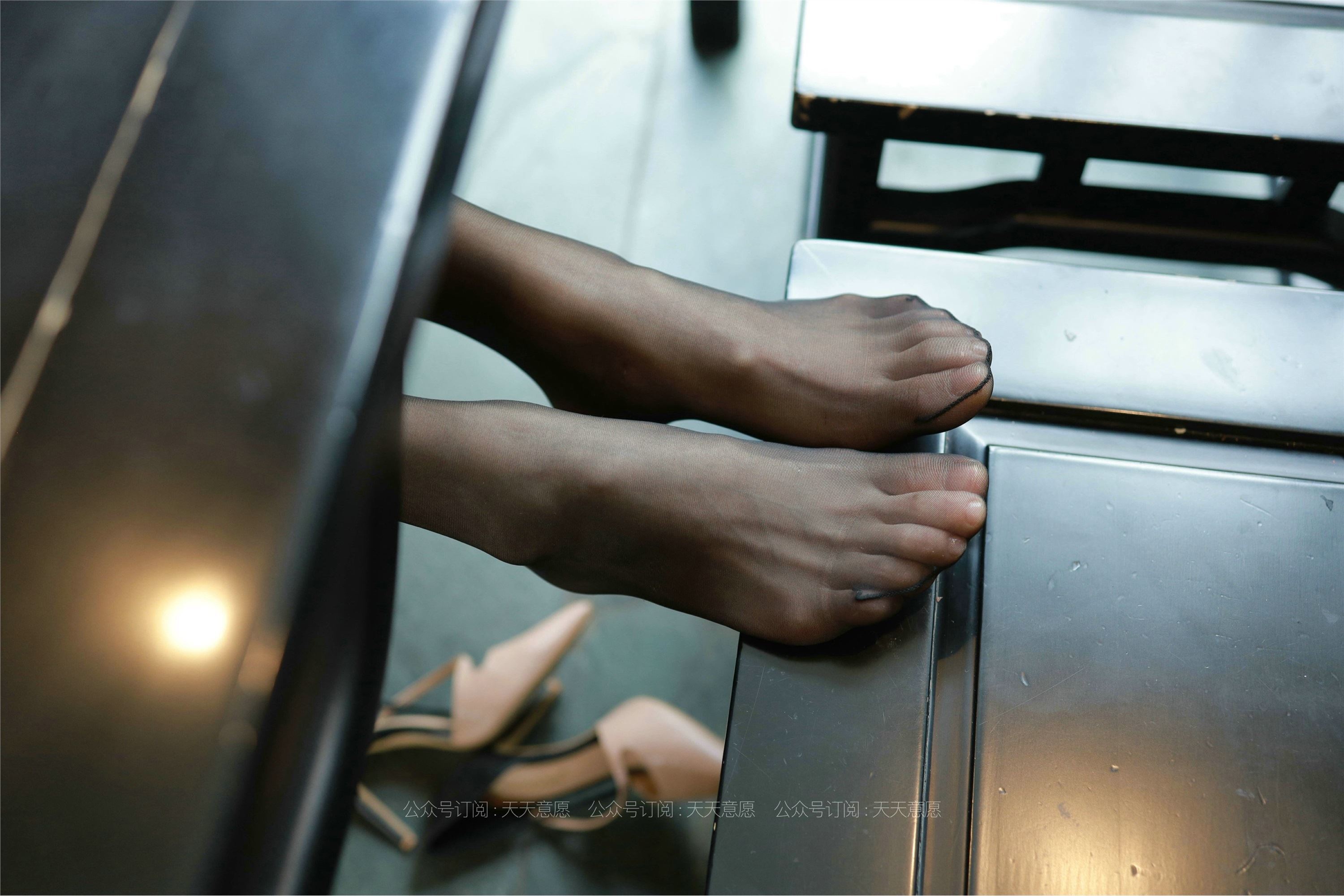 IESS异思趣向  2021.07.15 丝享家862：小六《黑色皮短裙》